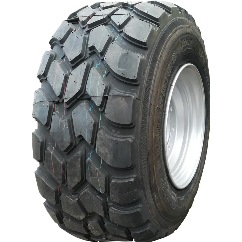 Road tyre 445/45 R19,5-422/895