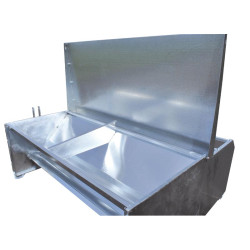 450 L sheep feeder without...