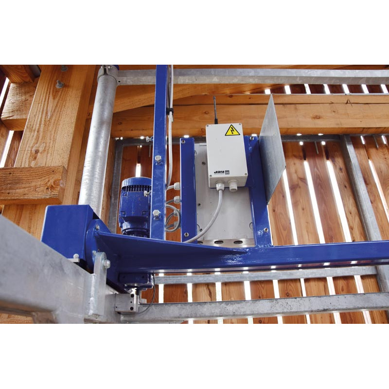 Motorised basic module for forcing race Motorised basic module for forcing race