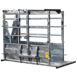 LFM crush - Handling - Adjustable sides - Sheeted side panels with opening top part