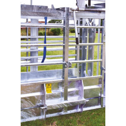 LFM crush - Handling - Adjustable sides - Sheeted side panels with opening top part