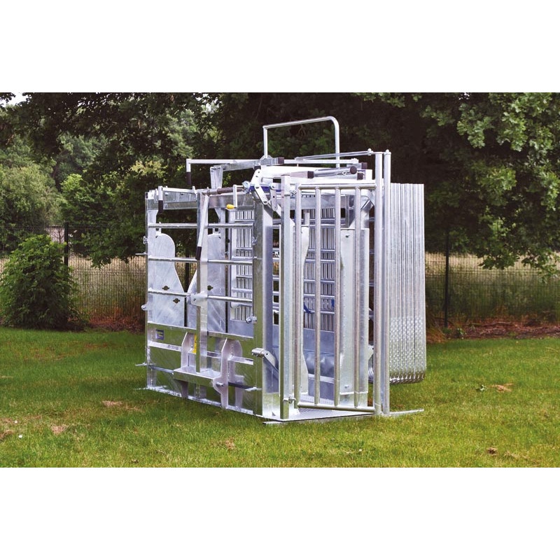 LFM crush - Handling - Adjustable sides - Sheeted side panels with opening top part