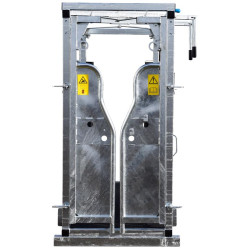 LVM crush - 4 gates - Adjustable sides - side panels with gates