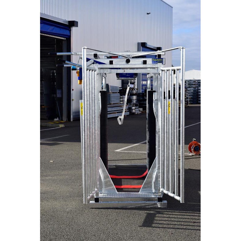 LVM crush - 4 gates - Adjustable sides - side panels with gates