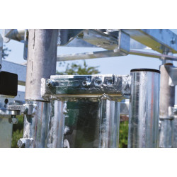 PCCA self-locking manual headgate PCCA self-locking manual headgate