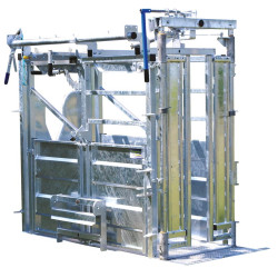 PCCA self-locking manual headgate PCCA self-locking manual headgate