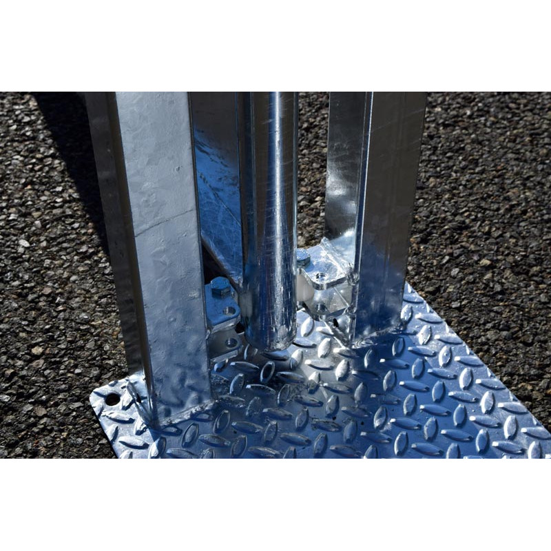 Manual single-panel offset stop gate