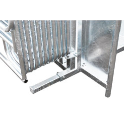 Panel holder for cattle crush with fixed sides Panel holder for cattle crush with fixed sides