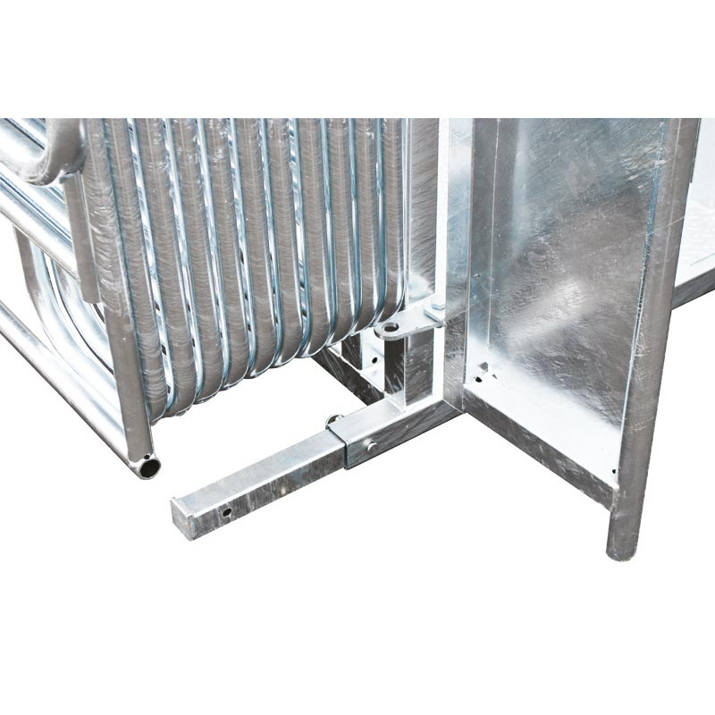 Panel holder for cattle crush with fixed sides Panel holder for cattle crush with fixed sides