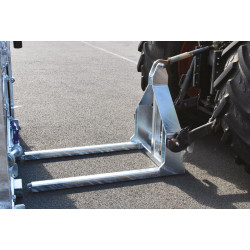 3-point hitch for crushes with adjustable sides
