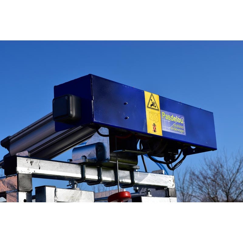 Electric hoof care kit for crush with adjustable sides - 4 gates Electric hoof care kit for crush with adjustable sides - 4 gates