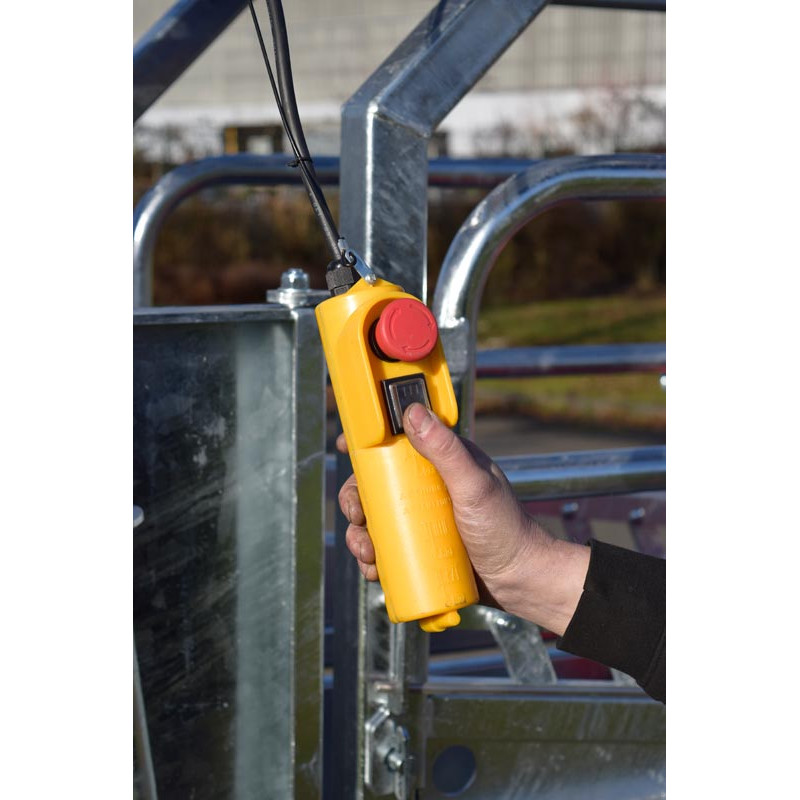 Electric hoof care kit for crush with adjustable sides - 4 gates Electric hoof care kit for crush with adjustable sides - 4 gates