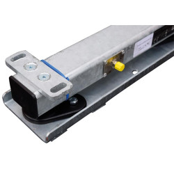 Runners for load bars