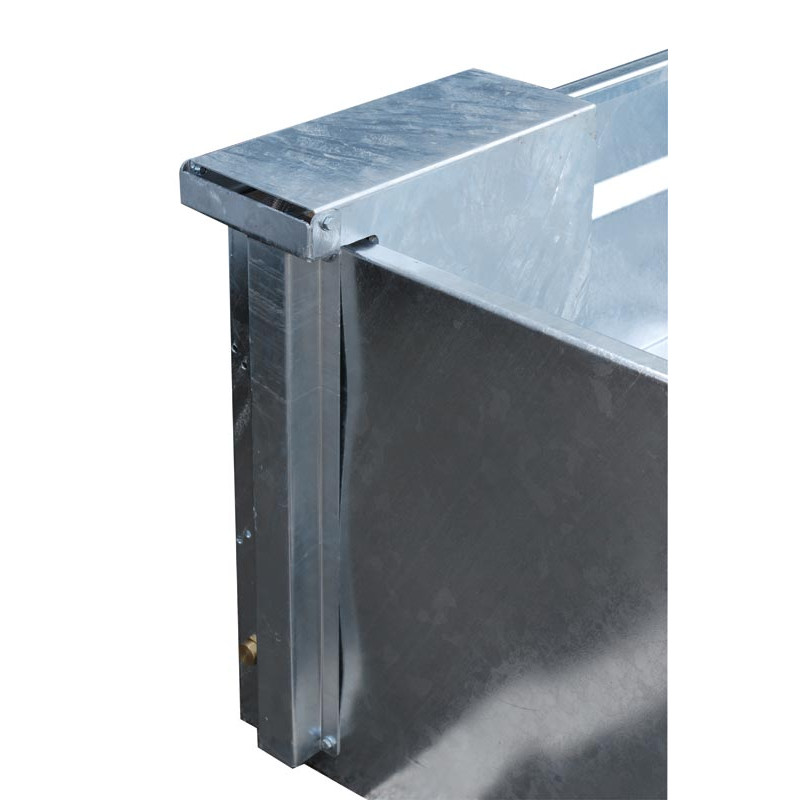 Float valve for a constant level with protective housing Float valve for a constant level with protective housing