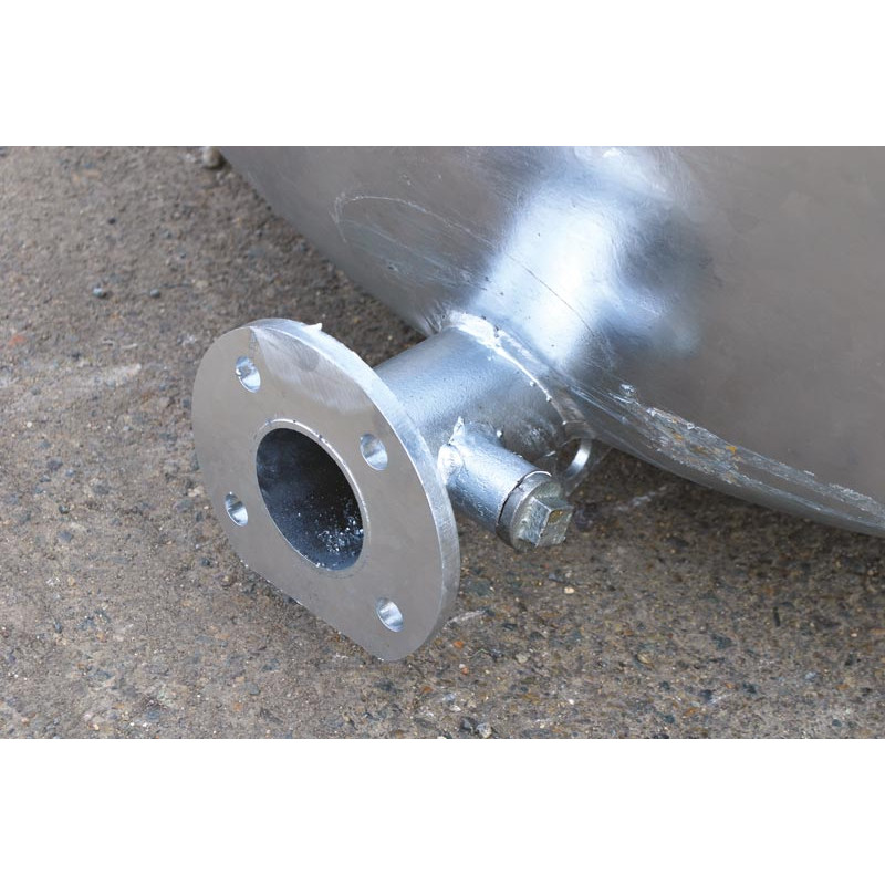 Water tanks on legs 8000 L