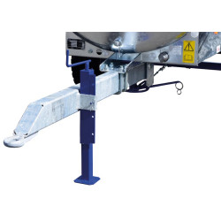 One-piece water bowser on wheels 4400 L