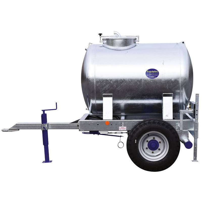 Water bowsers on trailers 1500 L