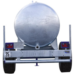 Water bowsers on trailers 4400 L Water bowsers on trailers 4400 L