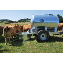 Water bowsers on trailers 4400 L Water bowsers on trailers 4400 L