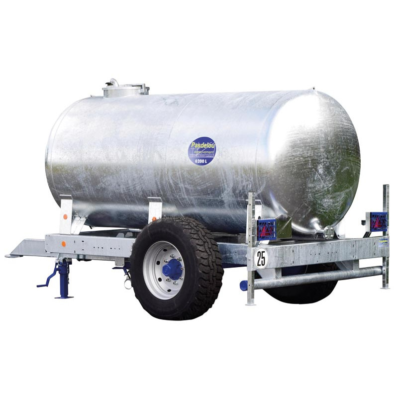 Water bowsers on trailers 6200 L Water bowsers on trailers 6200 L