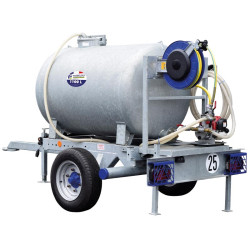 Water bowsers on trailers for green spaces 1100 L Water bowsers on trailers for green spaces 1100 L