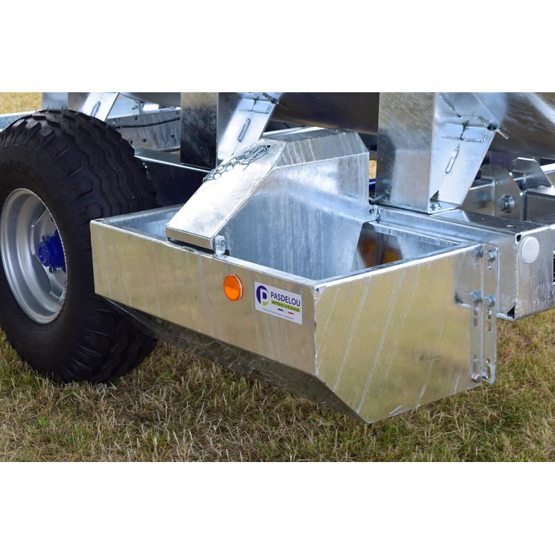 100 l Constant-level drinker for bowser