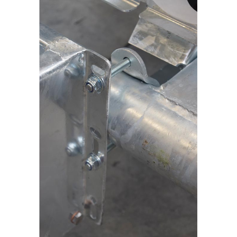 100 l Constant-level drinker for bowser