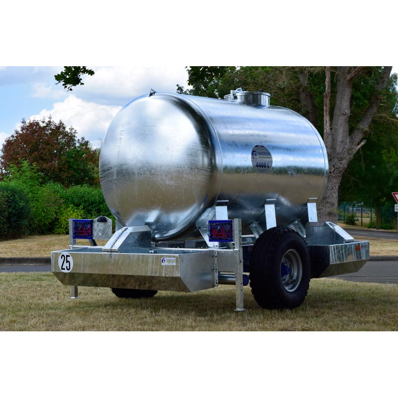 200 l Constant-level drinker for bowser