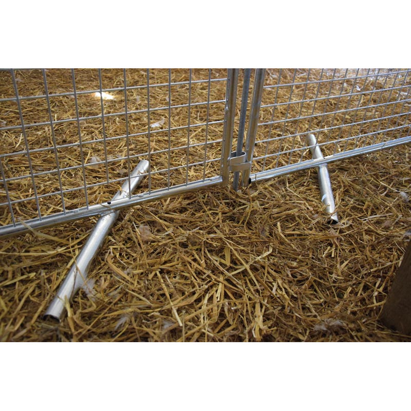 Wire-mesh poultry fencing
