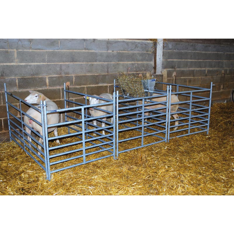 Standalone lambing hurdle gate for sheep Standalone lambing hurdle gate for sheep