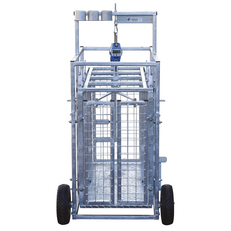 Mobile weighing crush for sheep with weighing dial