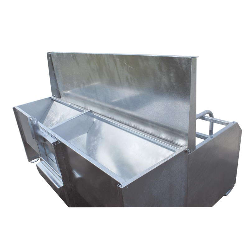 265 L selective feeder with single corral for lambs