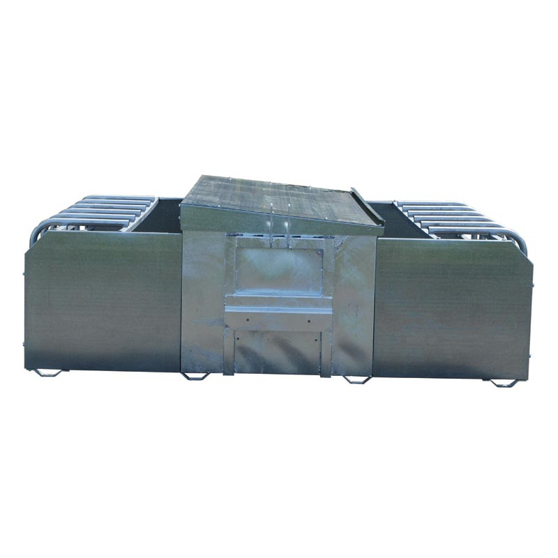 450 L selective feeder with double corral for lambs