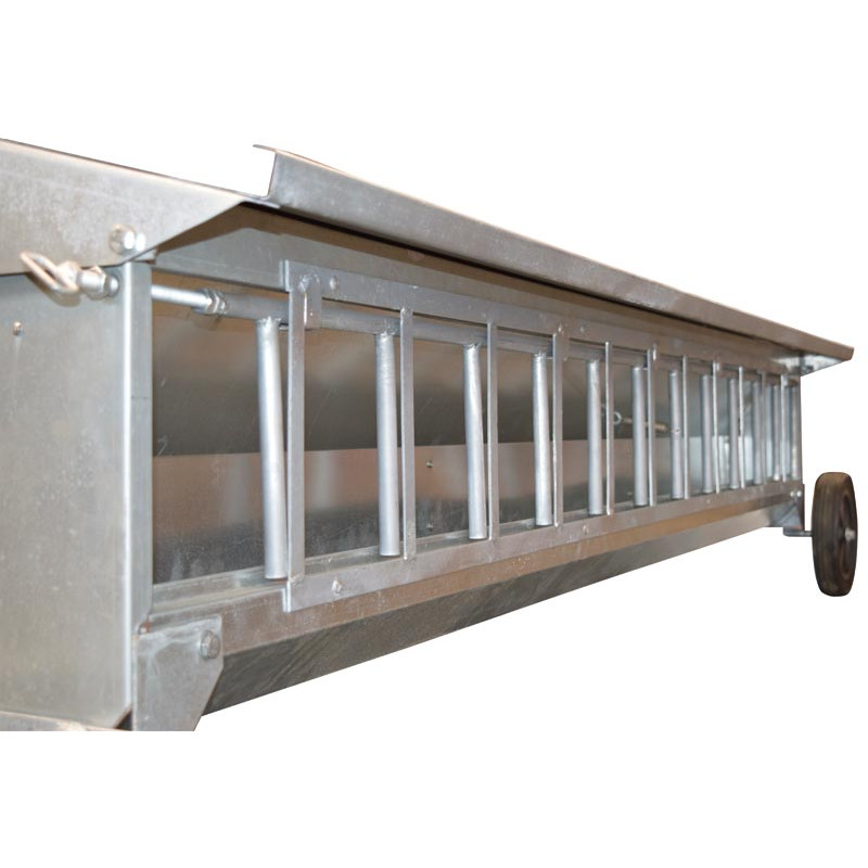 Mobile feeder for lambs