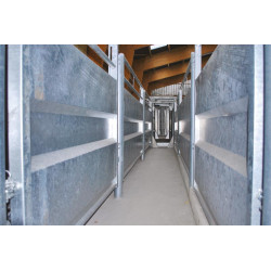 Straight sheeted panel with fixed bar