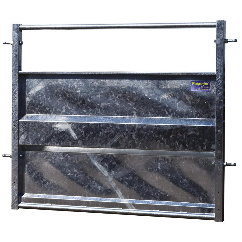 Straight sheeted panel with fixed bar