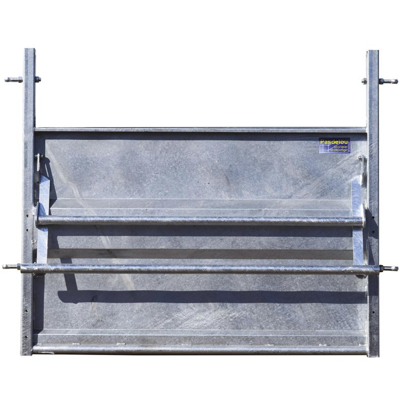 Straight sheeted panel with double folding bar