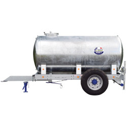 Water bowsers on trailers 6200 L Water bowsers on trailers 6200 L