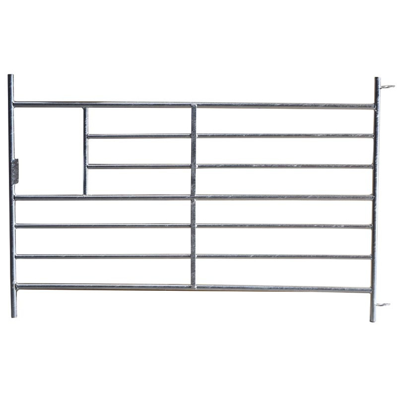 Standalone lambing hurdle with drinker opening for sheep