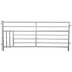 Tubular handling hurdle with hinge pin and lamb passage Tubular handling hurdle with hinge pin and lamb passage