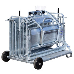 Mobile turnover crush for sheep