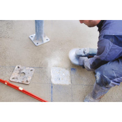 Ø 102 mm bared post on plate - H. 1.68 m - Thick. 4 mm